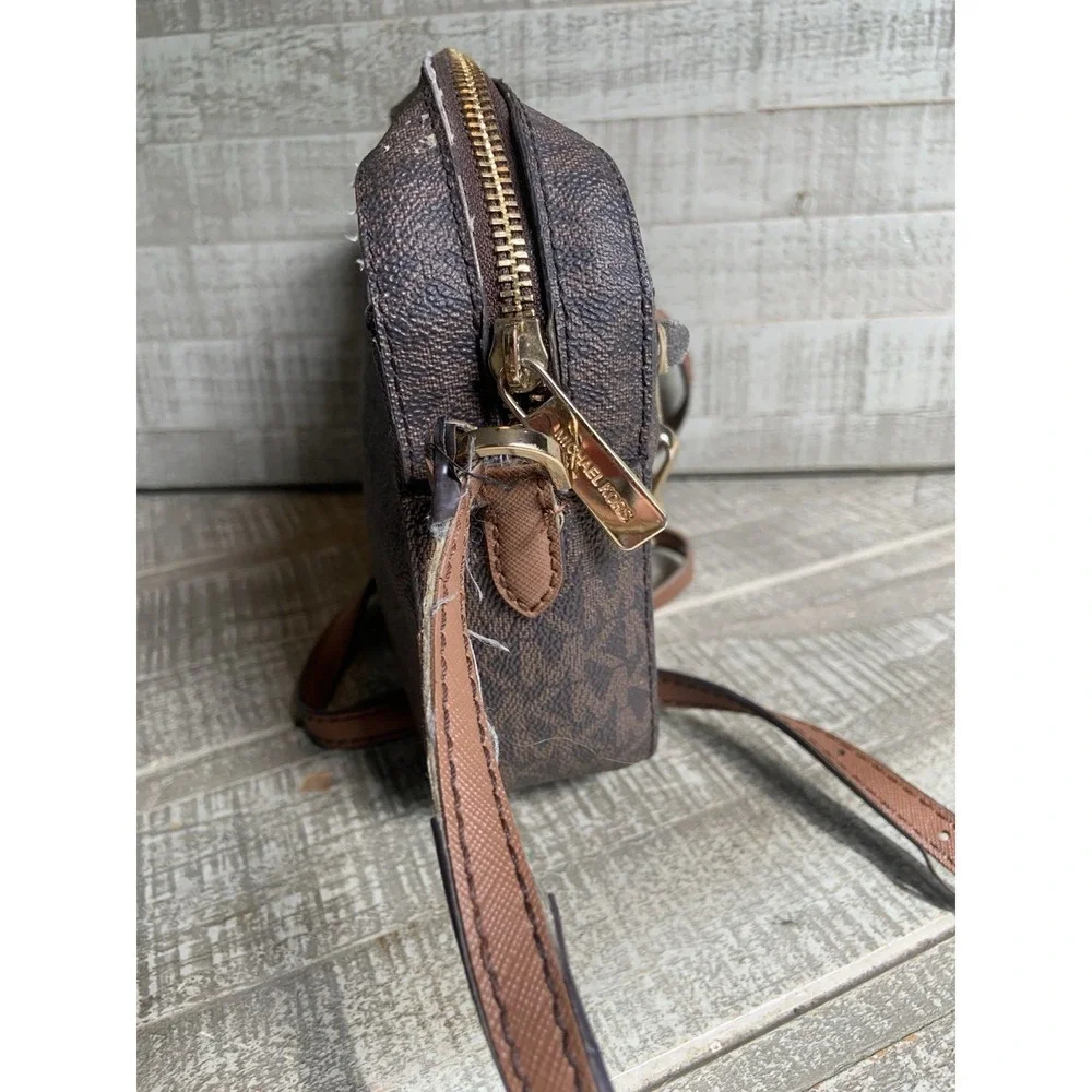 Michael Kors Jet Set Crossbody Bag Shoulder‎ with Large Zip Chain - Brown